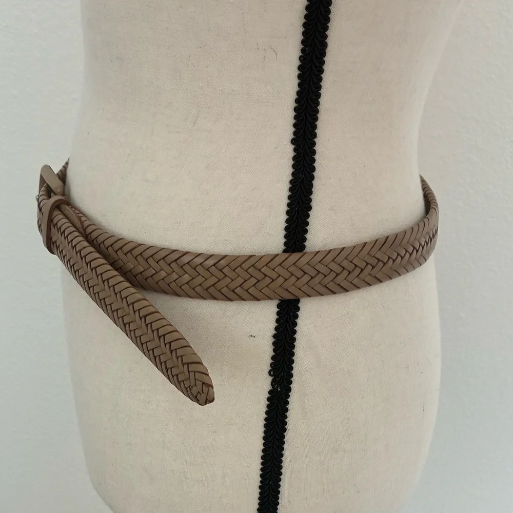Vintage Talbots Tan Leather Belt